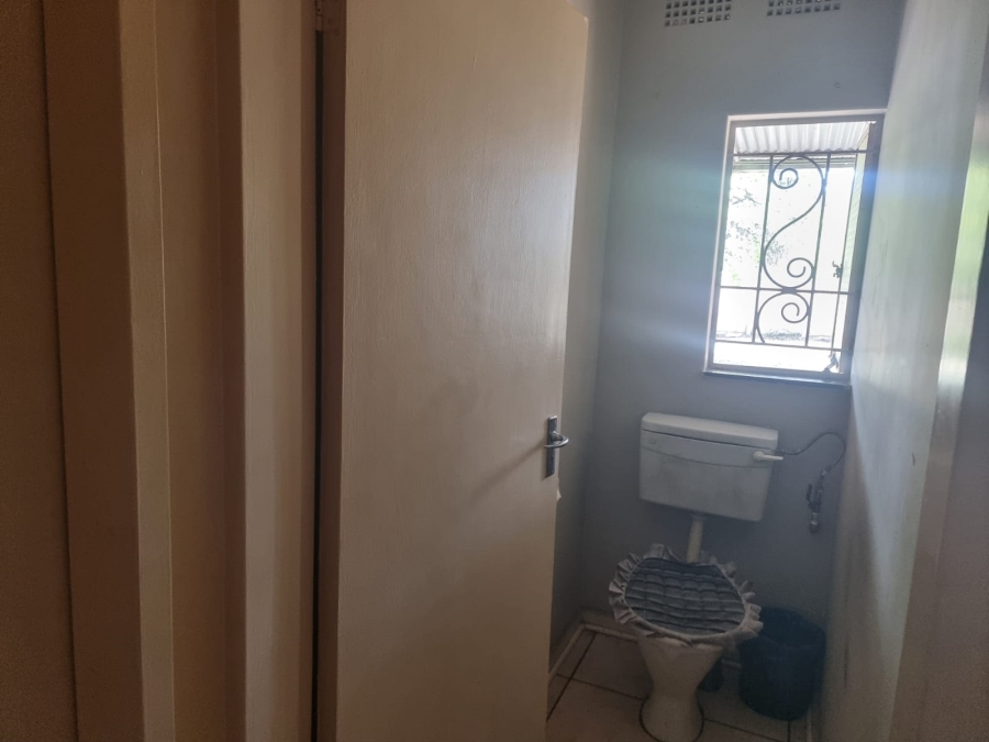 4 Bedroom Property for Sale in Oos Einde North West